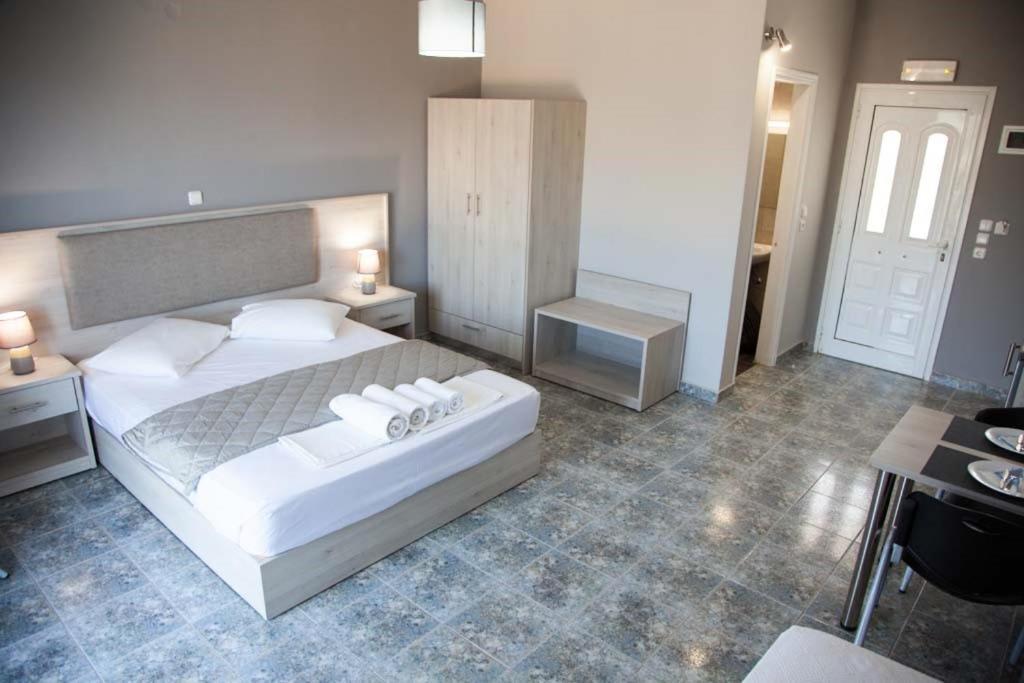 Nikoleta'S Studios Argostolion Dış mekan fotoğraf